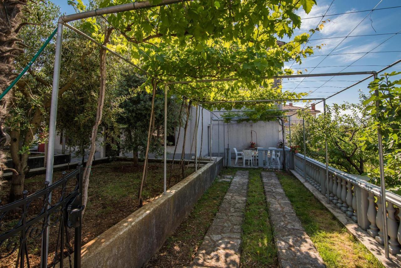 Apartment Ana 1 Malinska Ngoại thất bức ảnh