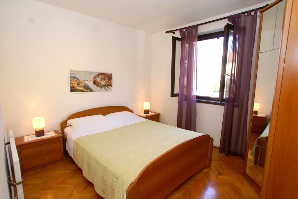 Apartment Ana 1 Malinska Phòng bức ảnh