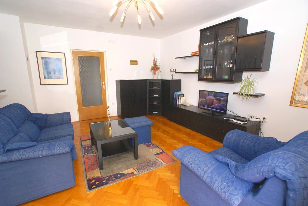Apartment Ana 1 Malinska Phòng bức ảnh